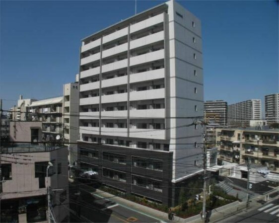 アン・ボルヌの物件外観写真